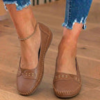 Chaussures Orthopédiques d'Inspiration Vintage
