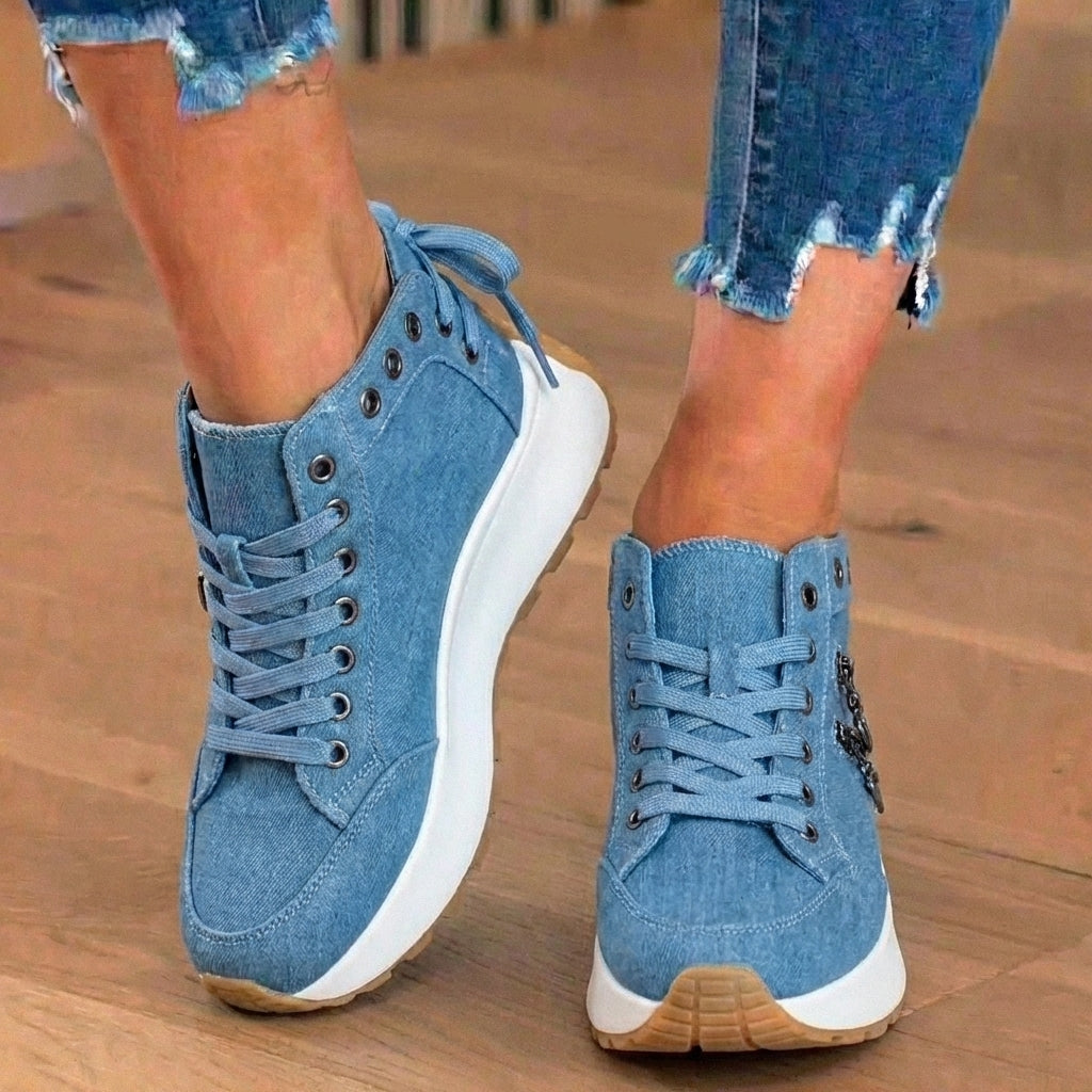 Chaussures Orthopédiques d'Inspiration Vintage