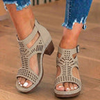Chaussures Orthopédiques d'Inspiration Vintage