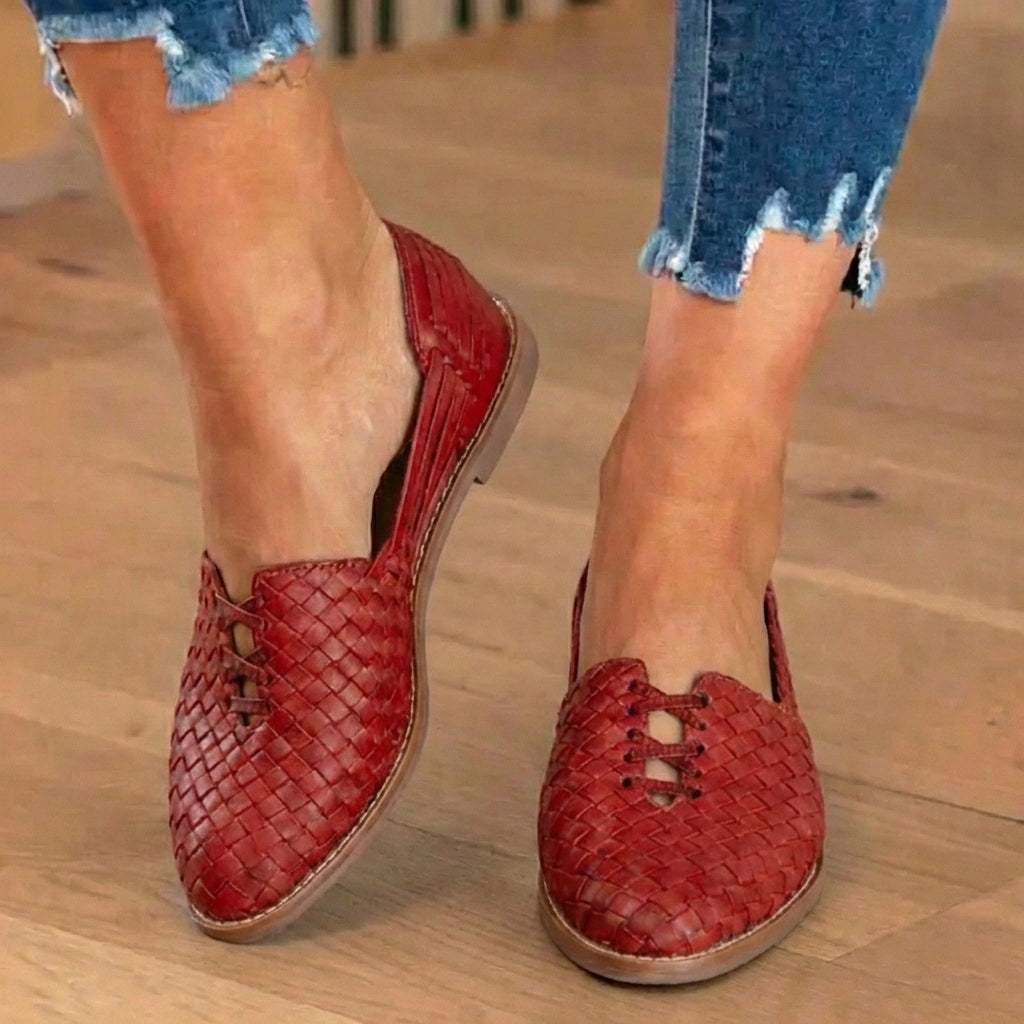Chaussures Orthopédiques d'Inspiration Vintage