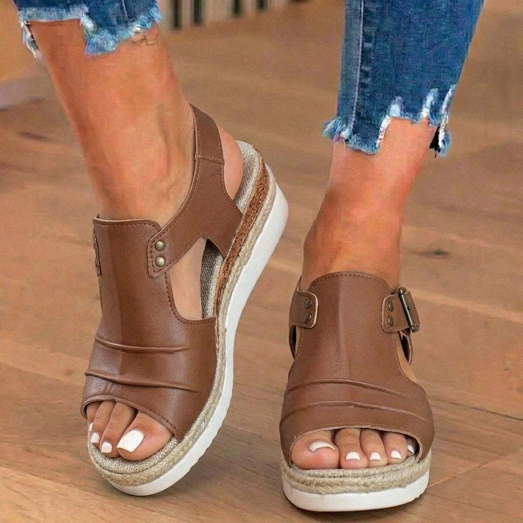 Chaussures Orthopédiques d'Inspiration Vintage